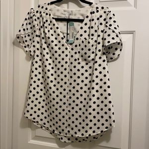 41 Hawthorn, M, tulip sleeve, detailed blouse